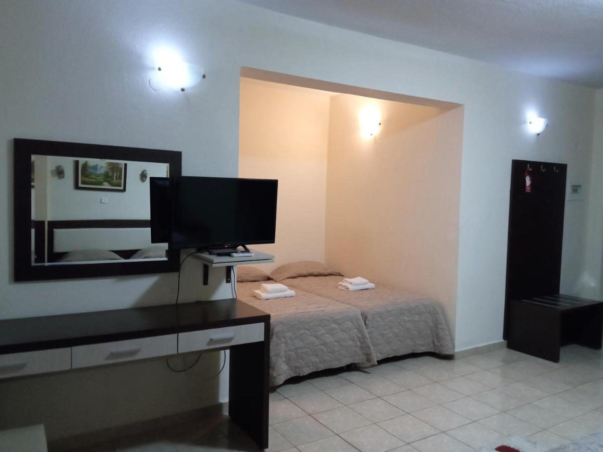 Hotel Panorama Agios Panteleimon  Ngoại thất bức ảnh